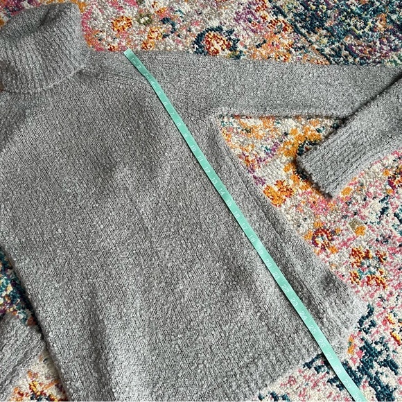 Anna Quan Turtleneck Open Back Wool Sweater - Picture 15 of 16